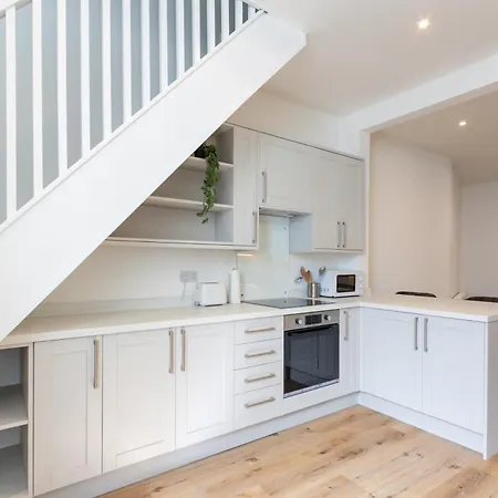 Stylish 3bd House - Fast Wi-fi - Smart Tv Feriehus